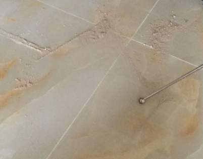 陕州瓷砖空鼓维修公司分享粘合剂选择不当在瓷砖铺贴过程中可能导致以下问题